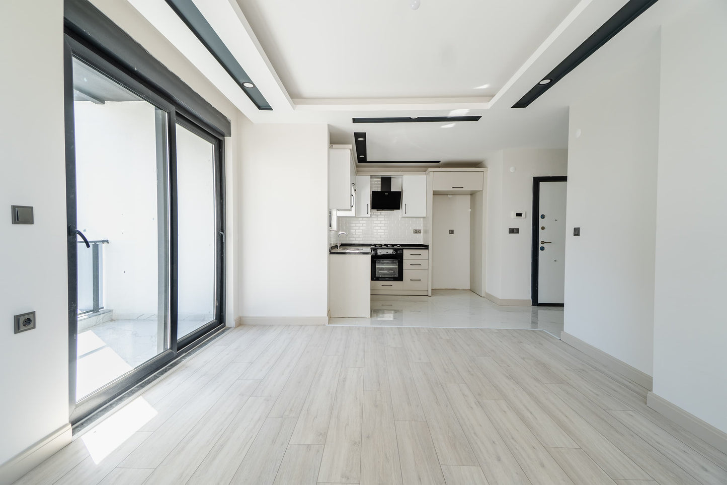 ANTALYA DÖŞEMEALTI YENİKÖY'DE SATILIK 1+1 DAİRE