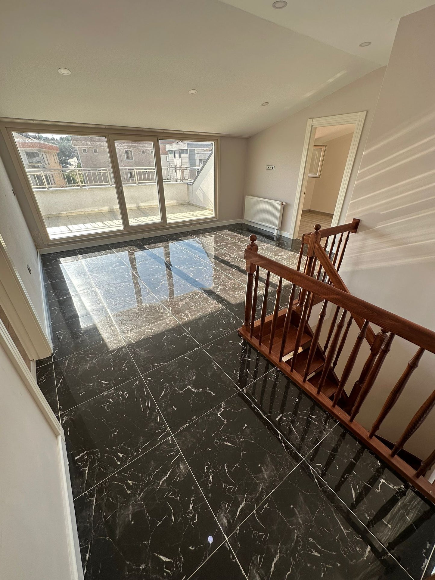 BEYLİKDÜZÜ YASEMİN EVLERİNDE SATILIK DUBLEKS DAİRE