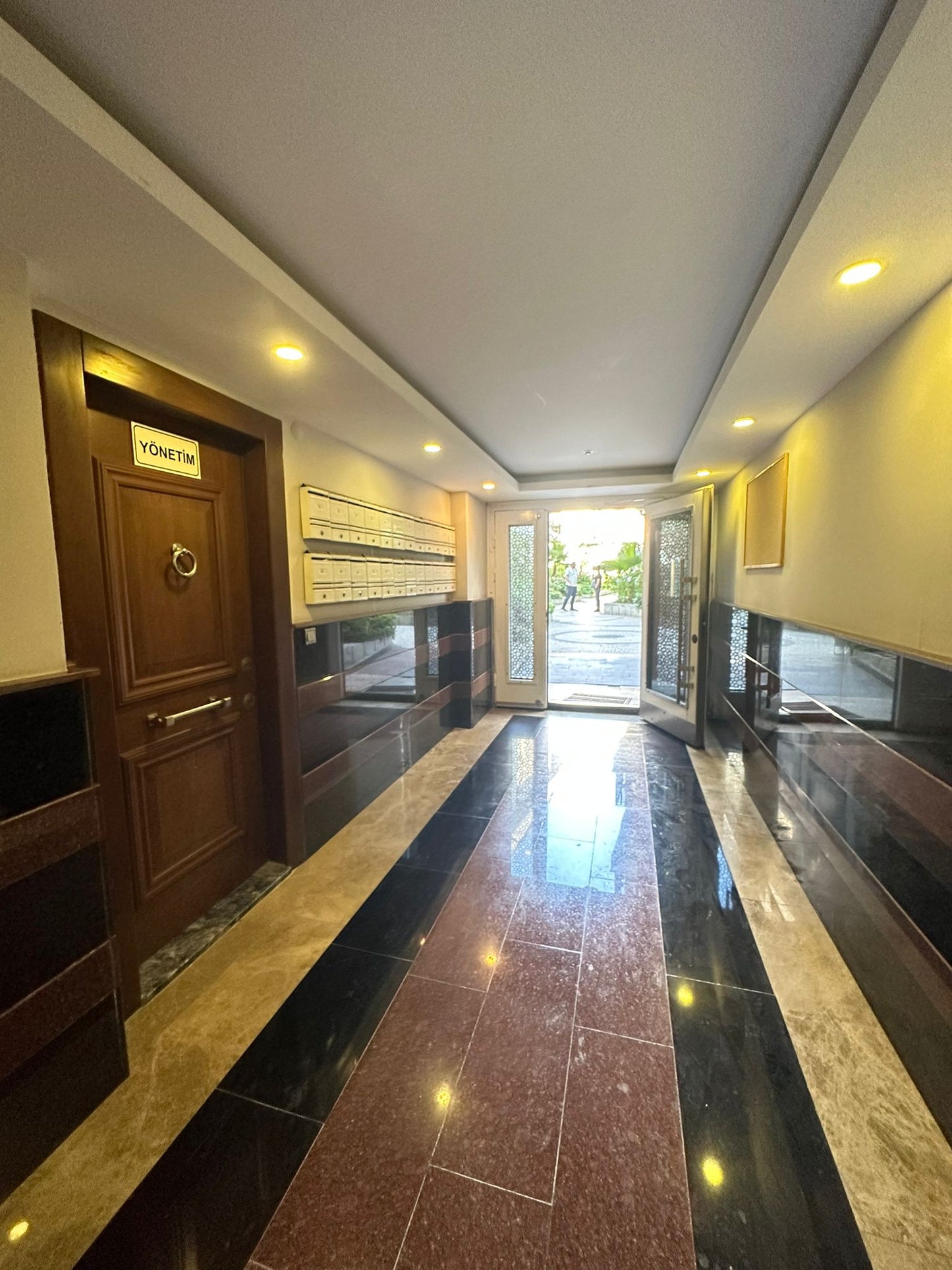BEYLİKDÜZÜ YASEMİN EVLERİNDE SATILIK DUBLEKS DAİRE