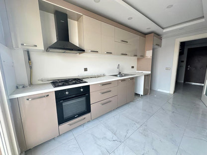 BEYLİKDÜZÜ YASEMİN EVLERİNDE SATILIK DUBLEKS DAİRE