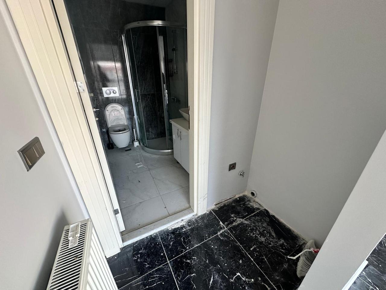BEYLİKDÜZÜ YASEMİN EVLERİNDE SATILIK DUBLEKS DAİRE