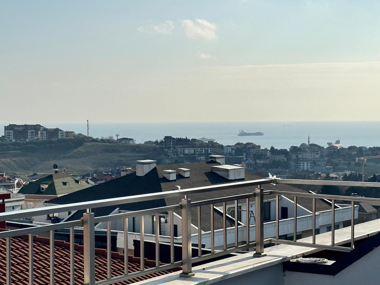 BEYLİKDÜZÜ YASEMİN EVLERİNDE SATILIK DUBLEKS DAİRE